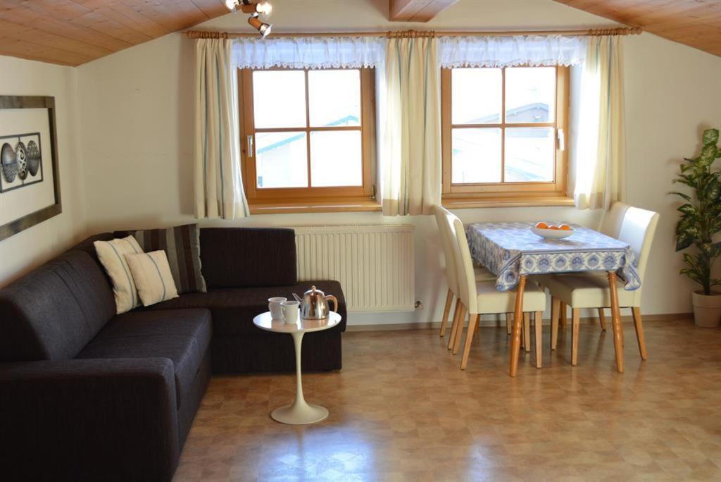 Gaestehaus Glaagut - Familie Hain Villa Hochfilzen Rum bild
